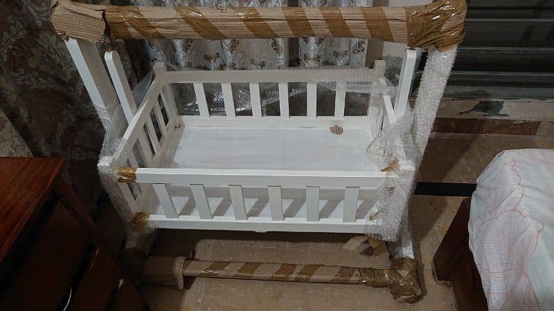 Baby Cradle/Swing/Jhoola/Moveable cart 2