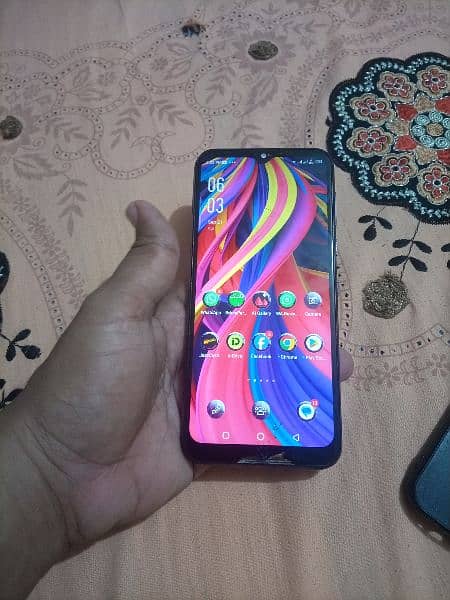 infinix smart 4  (2/32) 2