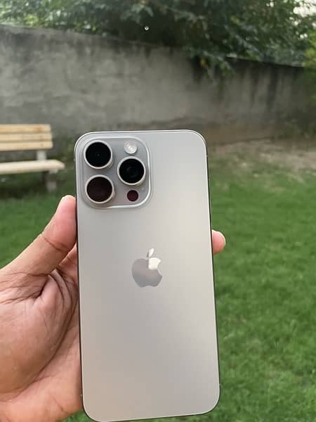 iphone 15 pro max 256 gb natural titanium 2