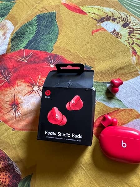 Beats Studio Buds 6