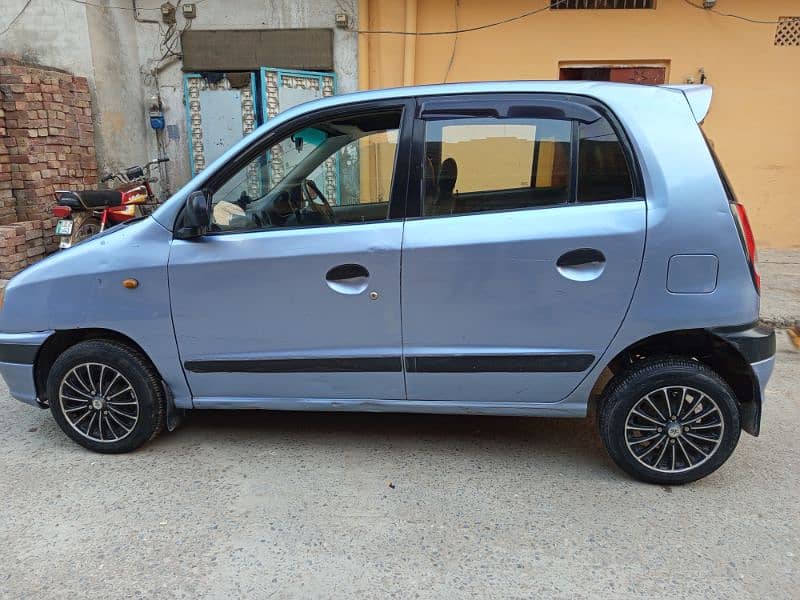 Hyundai Santro executive 2004 12