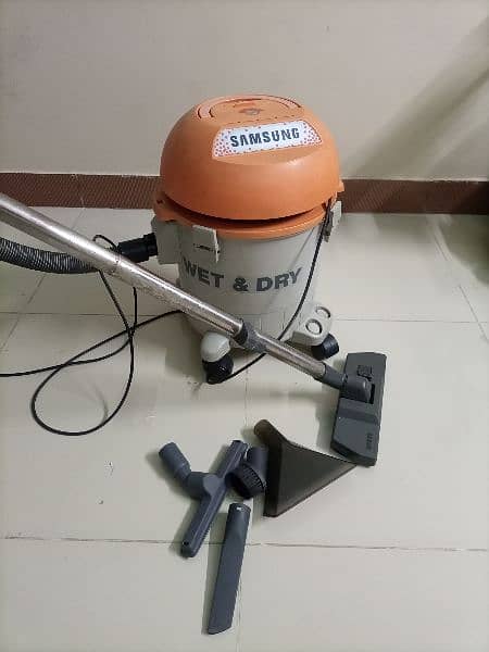 Samsung Vacuum cleaner 1300watt 7