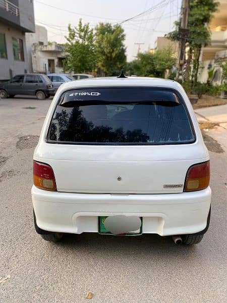 Daihatsu Cuore 2008 1