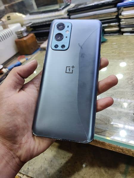 OnePlus 9 pro 12gb ram 256 mamry 0