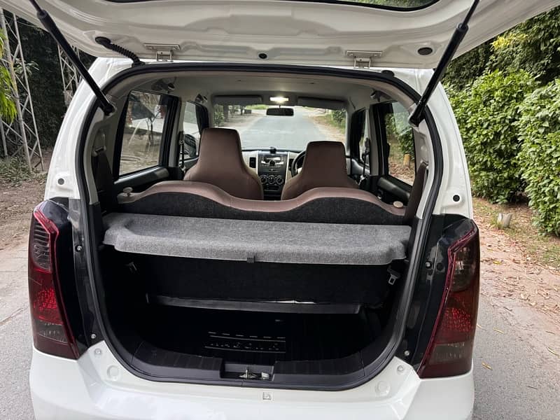 Suzuki Wagon R 2019 13