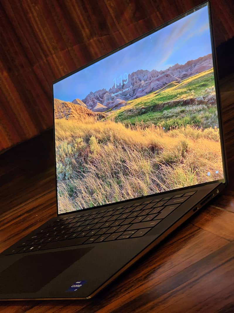 Dell XPS 15 9520 4GB Nvidia Rtx 3050 Core i7 12th Gen 4K Touch 7