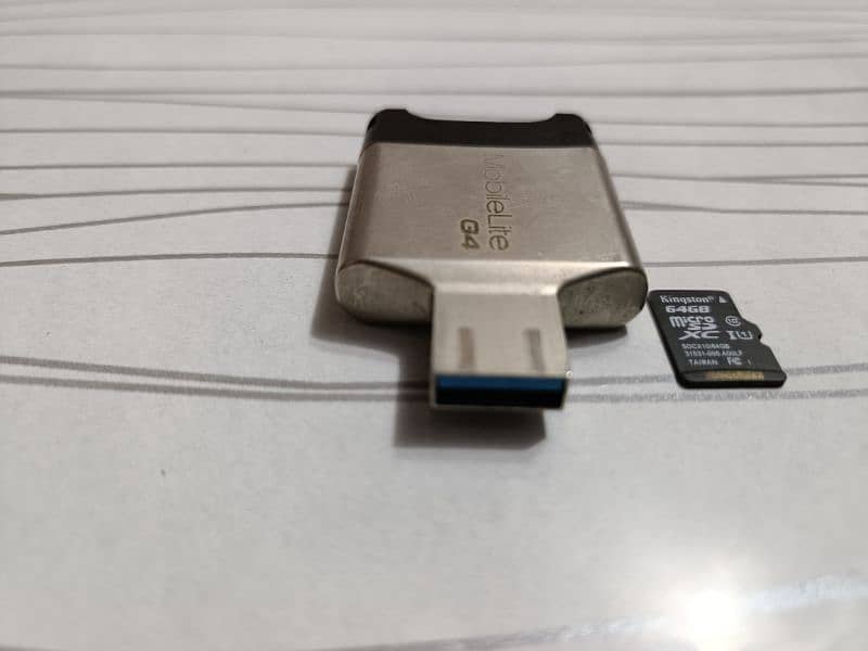 64GB SD Card with Card Reader (Kingston) 2