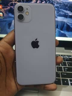 I phone 11 64 GB Factory Unlocked