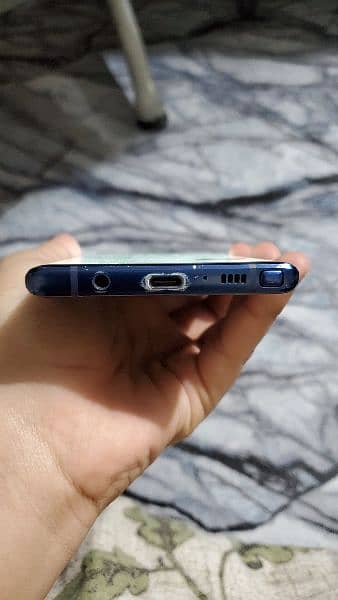 Samsung note 9 for sale 6 / 128  snapdragon version 4