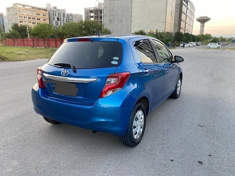 Toyota Vitz 2015 10