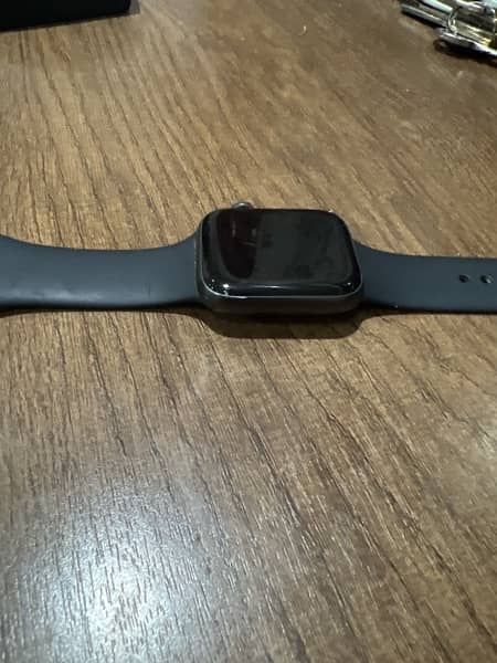 Apple Watch Series 5 44mm Space Grey 2