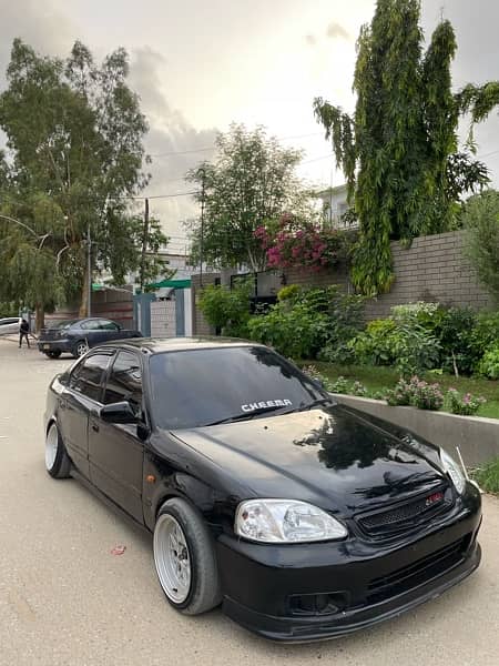 Honda Civic EXi 2000 1