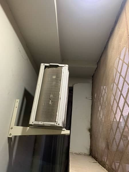 haier split Ac 1.5 4