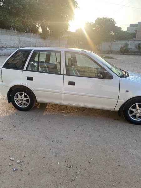 Suzuki Cultus 2017 10