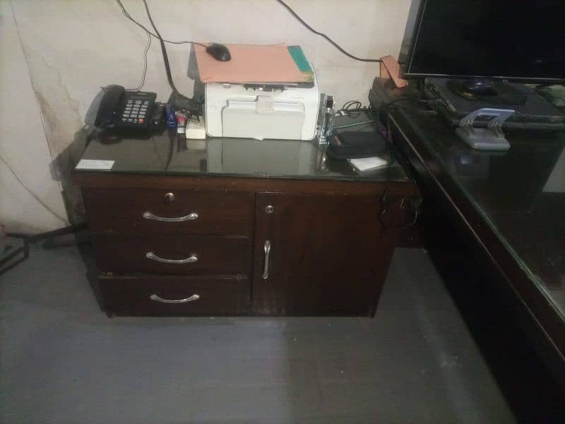 Office Furniture complete set. 1