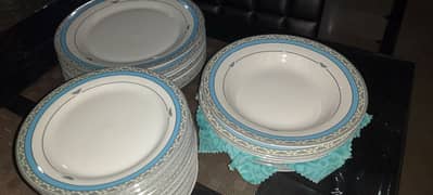 24 Ceramic Plate Set 0