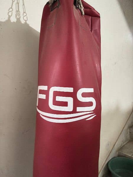 Boxing Bag + Gloves + Pull up bar Complete Set 4