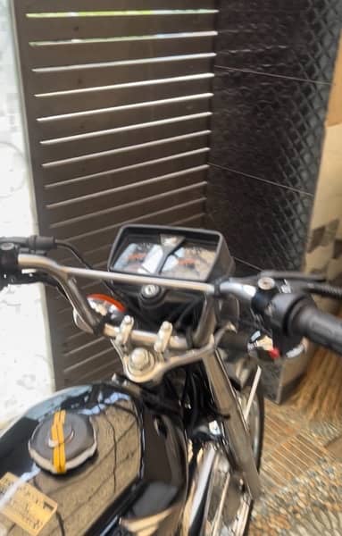 honda 125 2023 model (Self Start) special edition 3