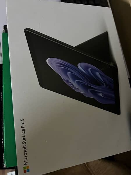 Microsoft Surface Pro 9 i5 2