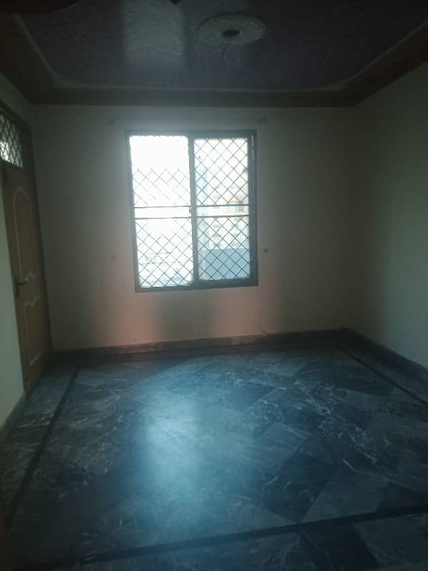 5 Marla Upper Portion for rent in sabzazar scheme ONLY for small family Fori Rabta keray 2