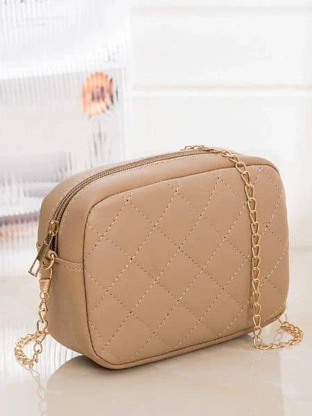 woman's PU leather Quilted shoulder bag 3