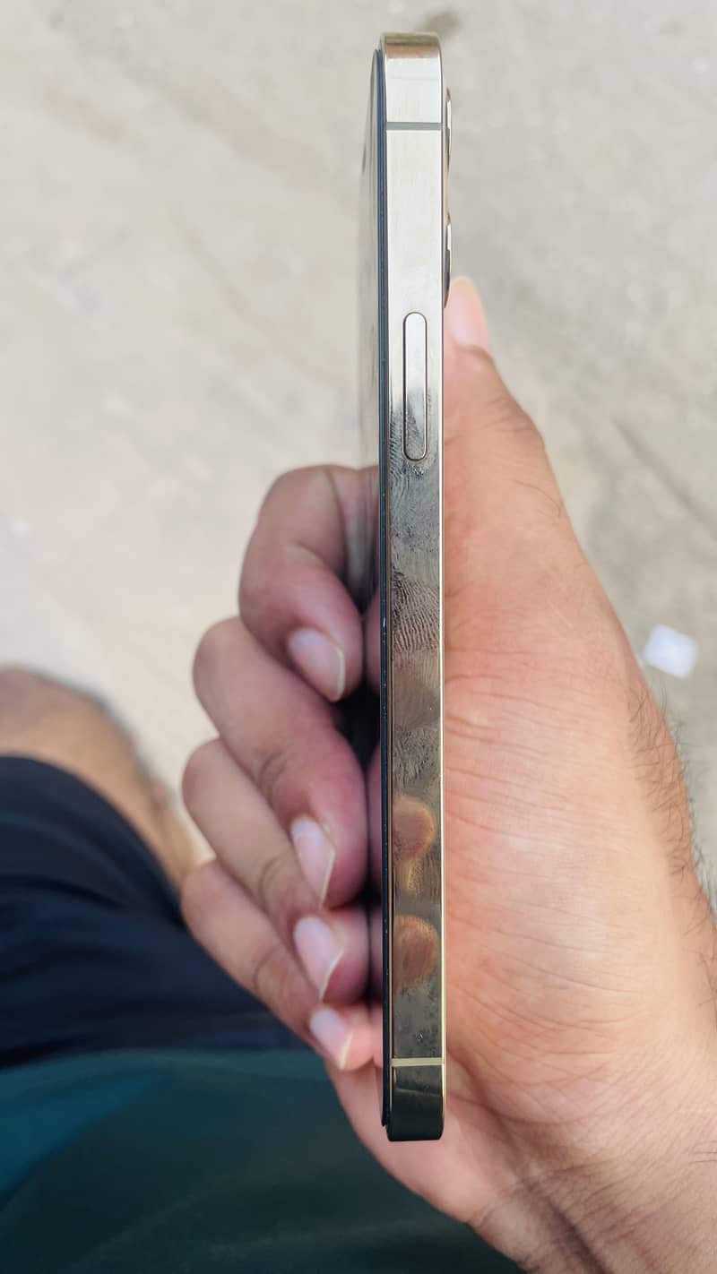 Iphone 12pro non pta 256gb 10/9 condition ‪0331 0003240‬ 3