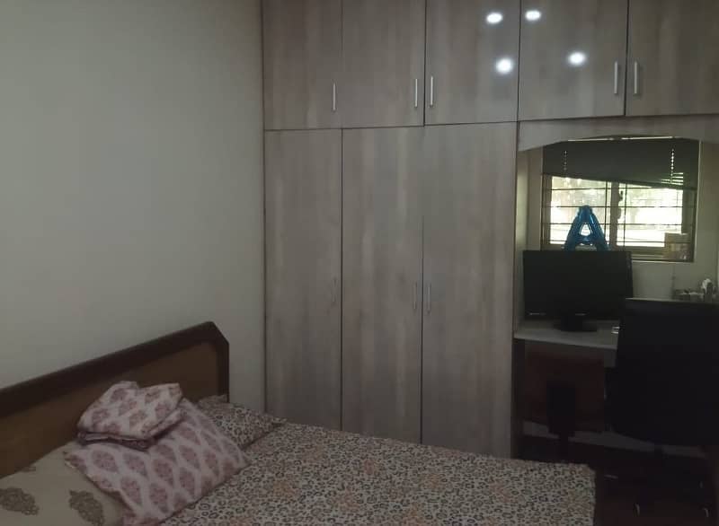 1 Kanal House Use Available For Sale 9