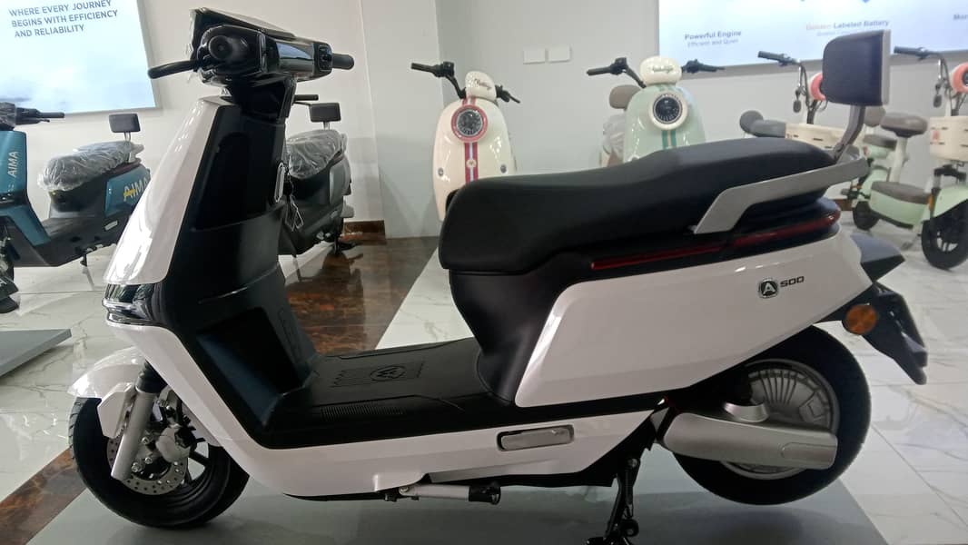 Aima One Electric Scooty 6