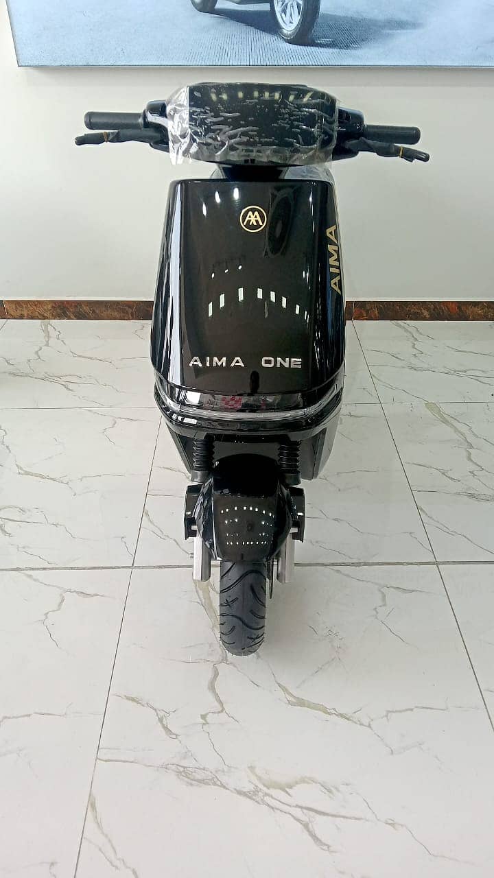 Aima One Electric Scooty 8