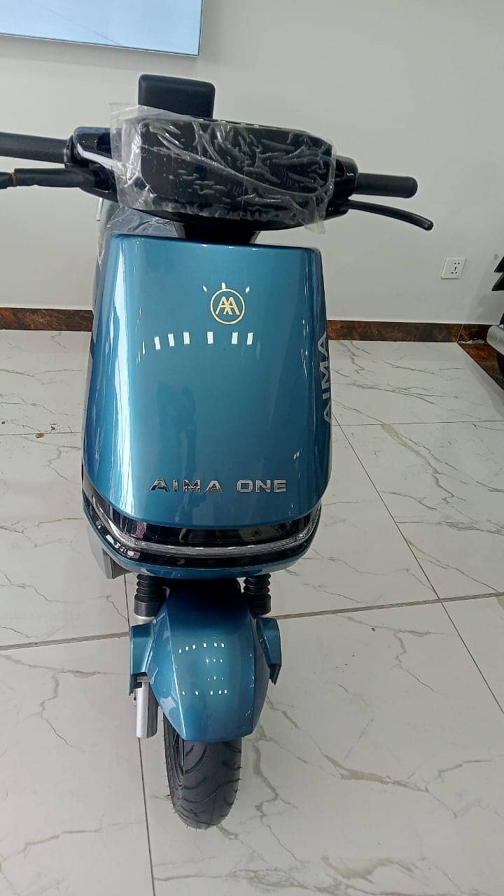 Aima One Electric Scooty 9