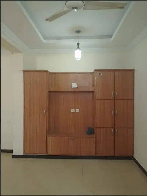 10 marla upper/lower portion for rent for Family and Silent office (Call center + Software house 1