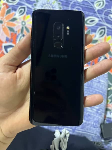 Samsung S9+ 10/10 condion 2