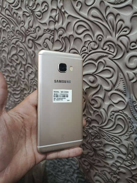 Samsung c5 4GB/32GB Pta approved 1