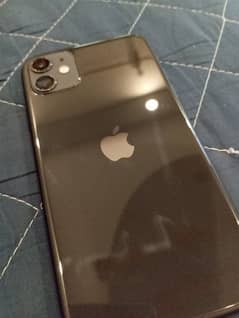 iPhone 11 In Apple Warranty Non Pta (64Gb)