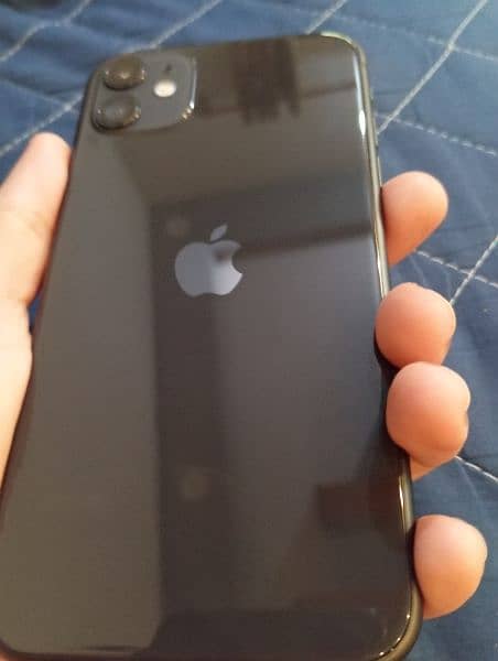 iPhone 11 In Apple Warranty Non Pta (64Gb) 2