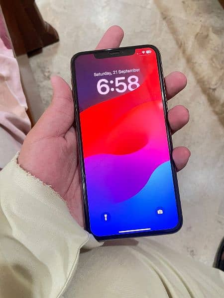 iphone 11 pro max 5