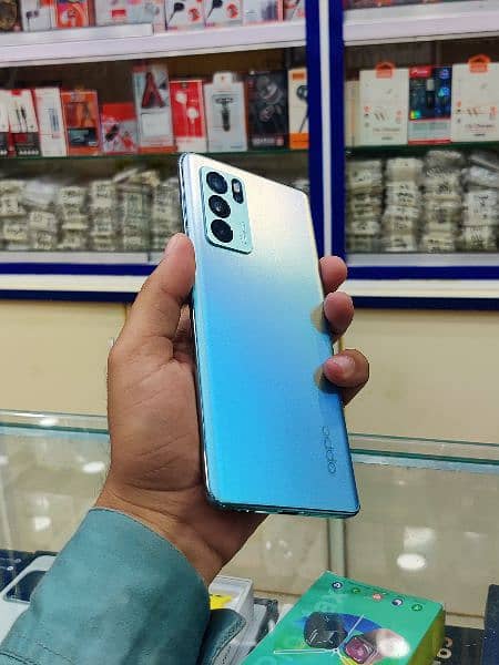 Oppo Reno 6 Pro 5G Aurora Green 1