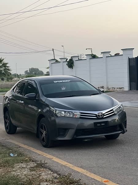 Toyota Corolla GLI 2017 1