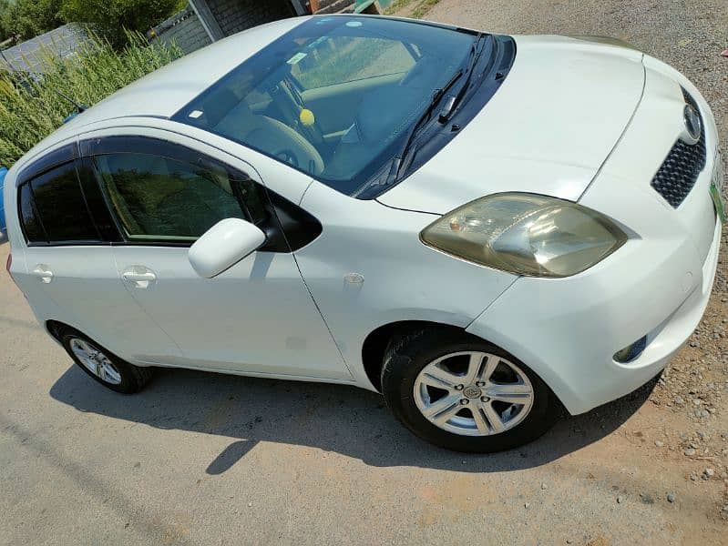 Toyota Vitz 2006 3