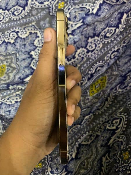 iPhone 13 pro Max 128gb 7