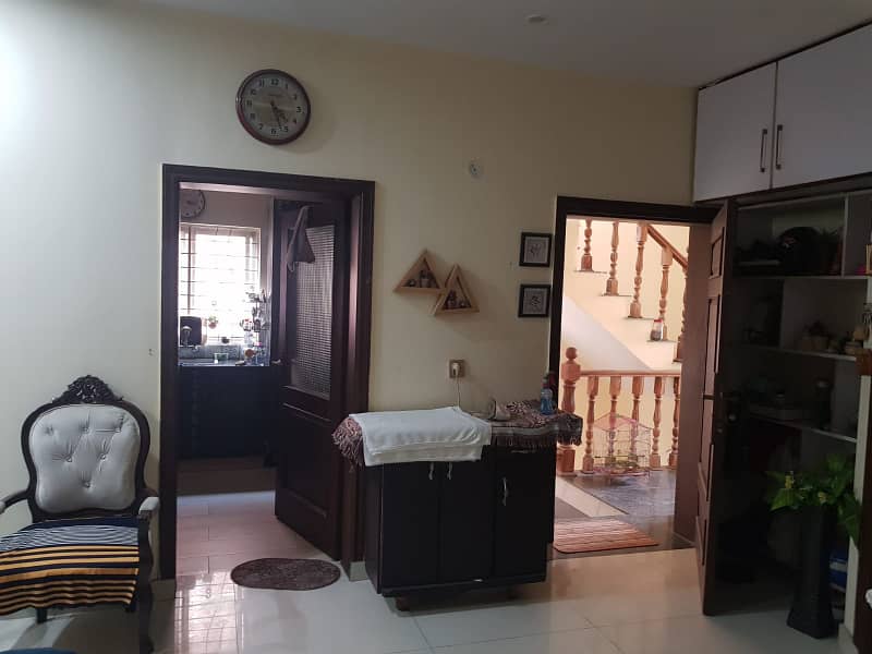 10 Marla very beautiful hot location floor upper portion for rent available near park commercial masjid in Shadab Colony Ferozepur Road Lahore 7