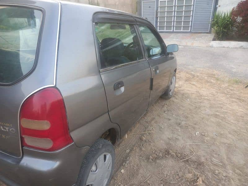 Suzuki Alto 2011 4