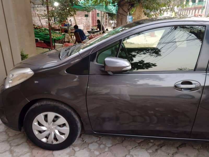 Toyota Vitz 2017 1.0 4