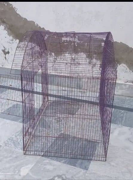 Cage with tray 0