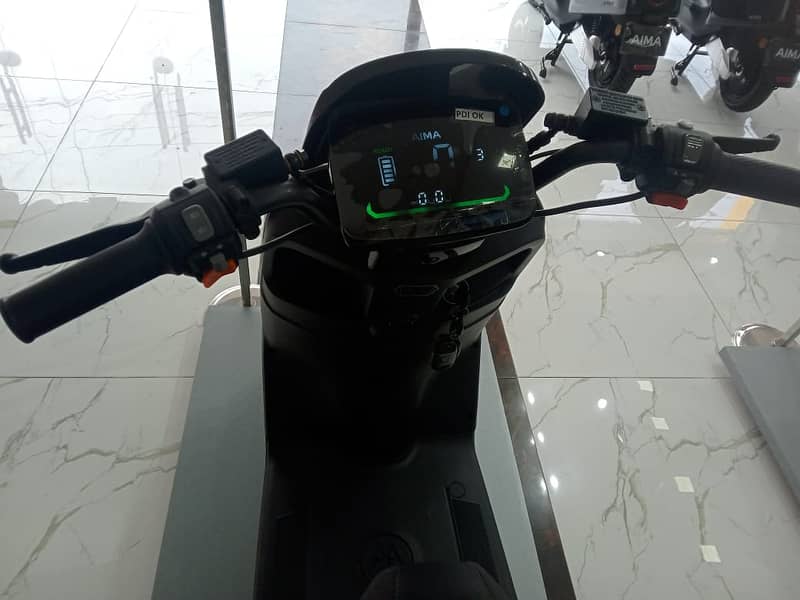 Aima Pulse Electric Scooty 8