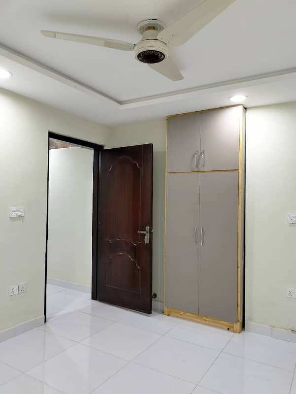 2 Bedroom Unfurnished Apartment Available For Rent In E/11/4 5