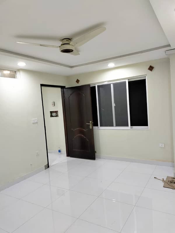 2 Bedroom Unfurnished Apartment Available For Rent In E/11/4 6