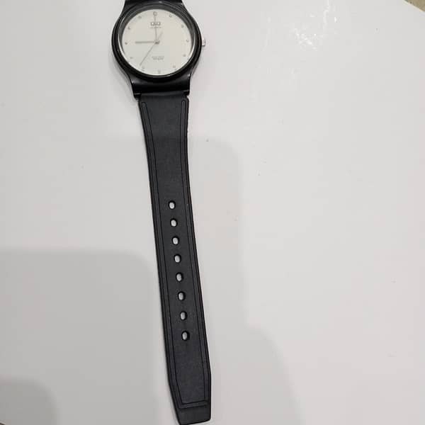 Branded Q & Q 10 bar watch 2