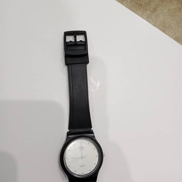 Branded Q & Q 10 bar watch 3