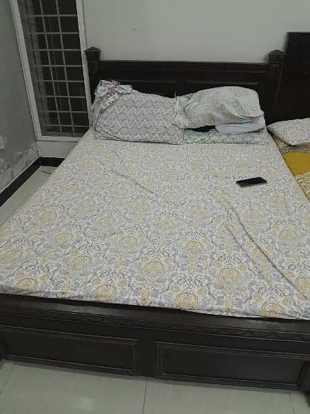 Very good condition bed for sale 1